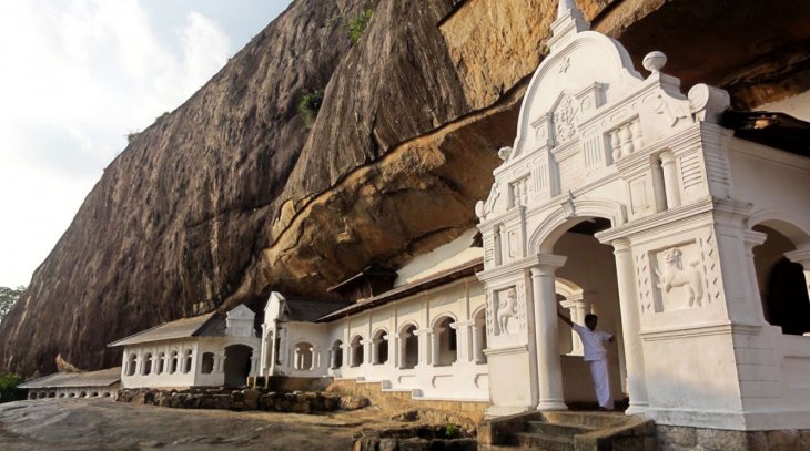 Dambulla Cave Temple